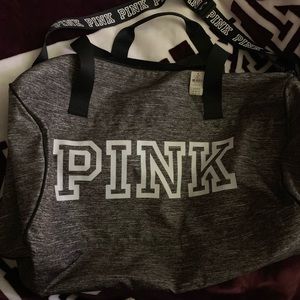 Victoria secret PINK duffel bag. new with tags.